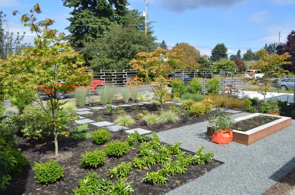 Expert residential landscaping experts serving Lake Forest Park, WA - Verde Gardens
