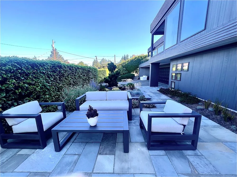 Top-rated landscape design in Lake Forest Park, WA by Verde Gardens