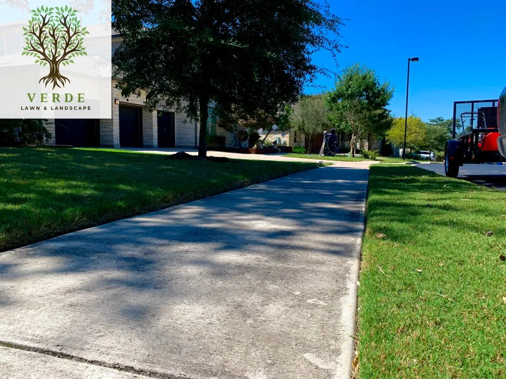 Reliable lawn mowing service in Austin, TX - Verde Lawn & Landscape