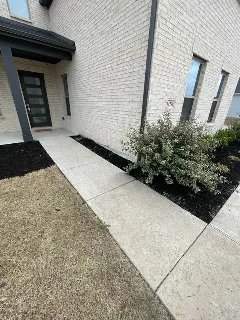 Expert outdoor landscaping experts serving Allen, TX - Verde Lawn DFW