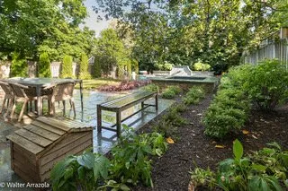 Professional lawn mowing service near you across Alexandria, VA - Verde Scapes Pro