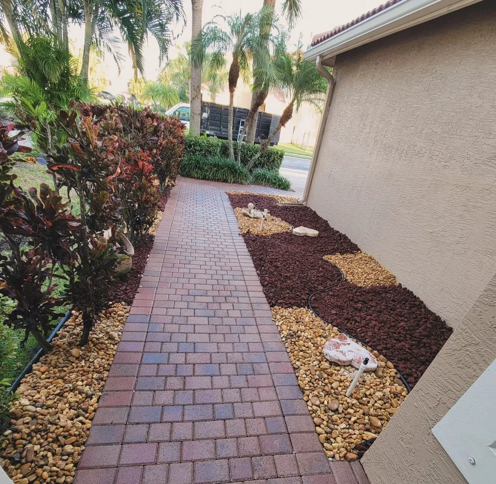Professional residential landscaping near you in Greenacres, FL by Verdul Landscaping & Lawn Service
