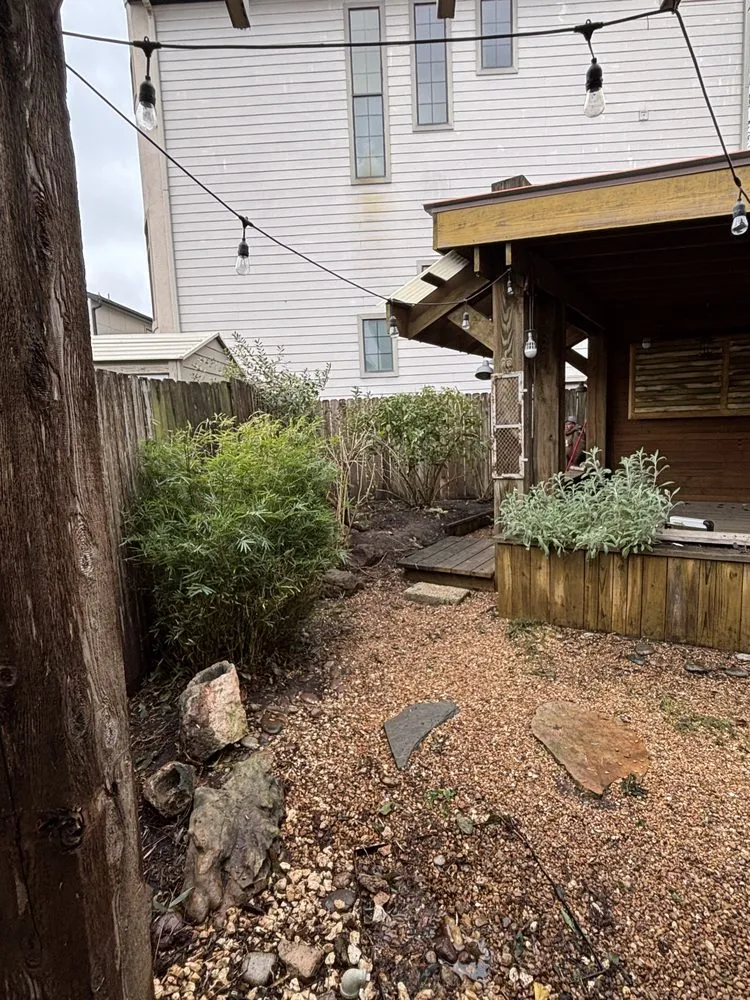 Custom residential landscaping with custom design across Rosharon, TX - Verdure Landscape