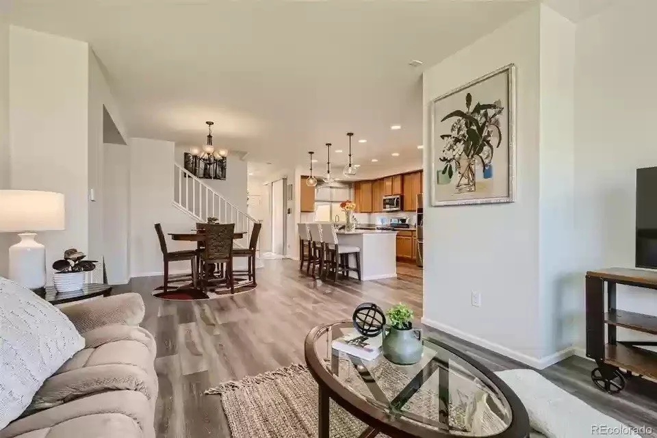 Expert lawn care service experts serving Fruita, CO - Verlene's Staging Studio