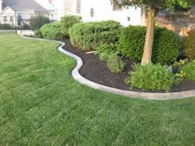 Expert yard maintenance experts serving Maurice, LA - Vermilion Scapes and Nursery