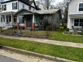 Top-rated lawn mowing service for residential properties across Richmond, VA - Vern’s Affordable Lawn Care