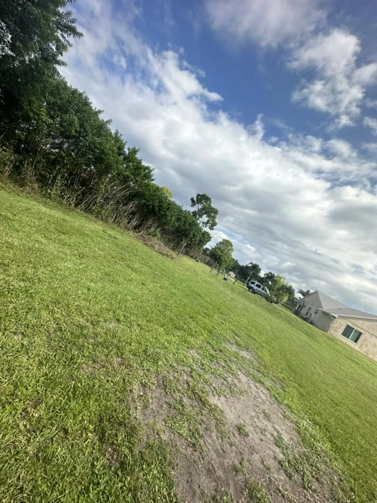 Reliable landscape design with custom design across Lake Park, FL - Verry Fast Landscaping