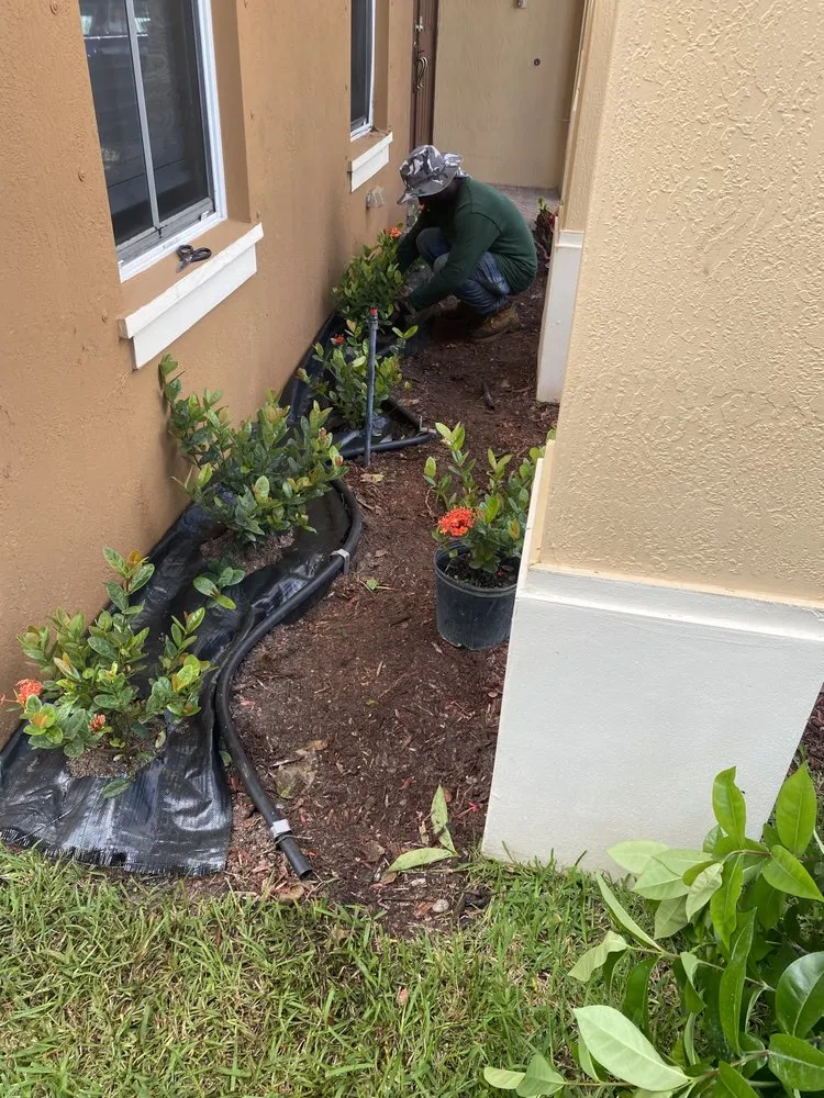 Reliable outdoor landscaping in Lake Park, FL by Verry Fast Landscaping