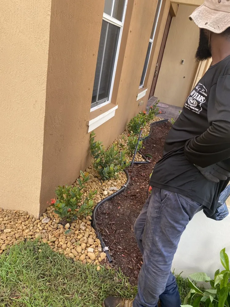 Professional landscaping services in Lake Park, FL by Verry Fast Landscaping