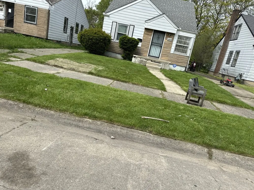 Reliable garden landscaping in Detroit, MI by Versatile Industries