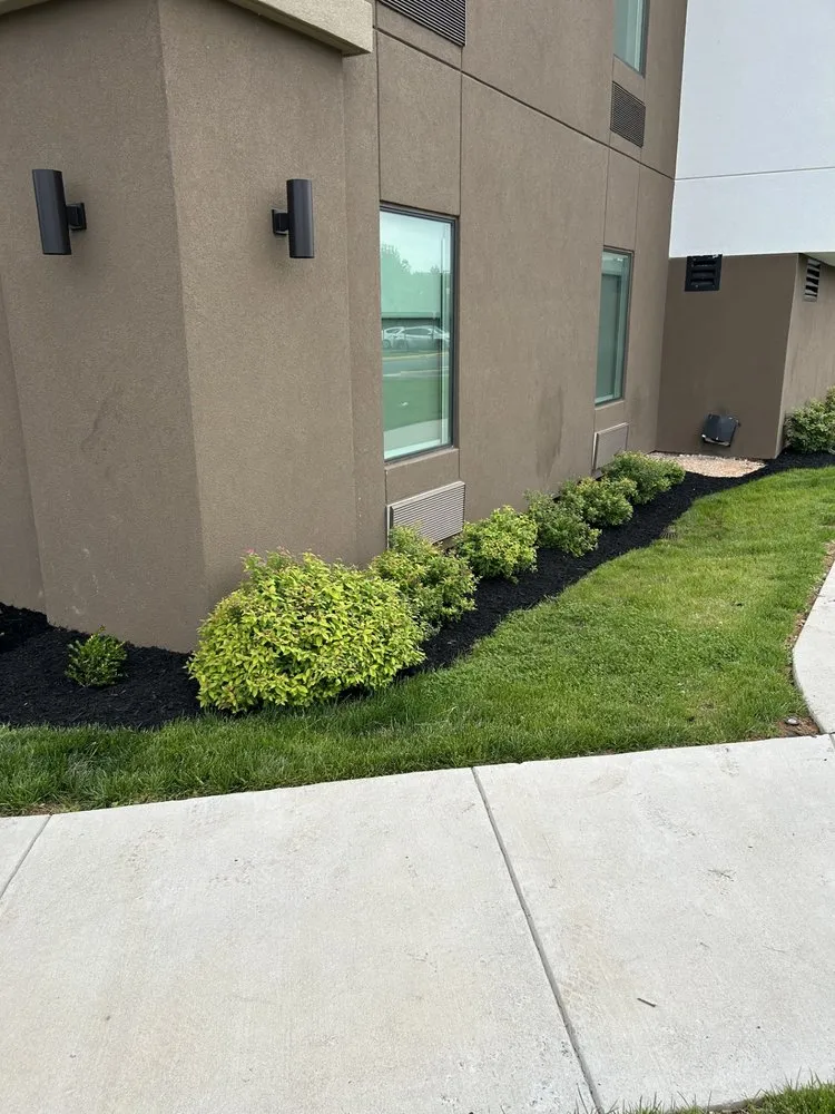 Reliable garden landscaping in Fredericksburg, VA - Versatile Lawn Care