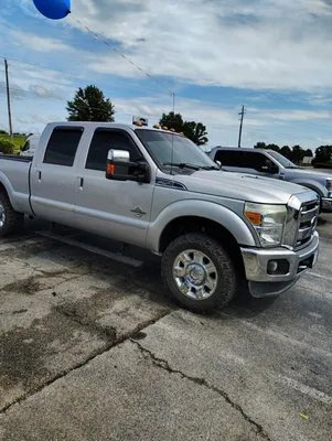 Versatile Service Pros Logo