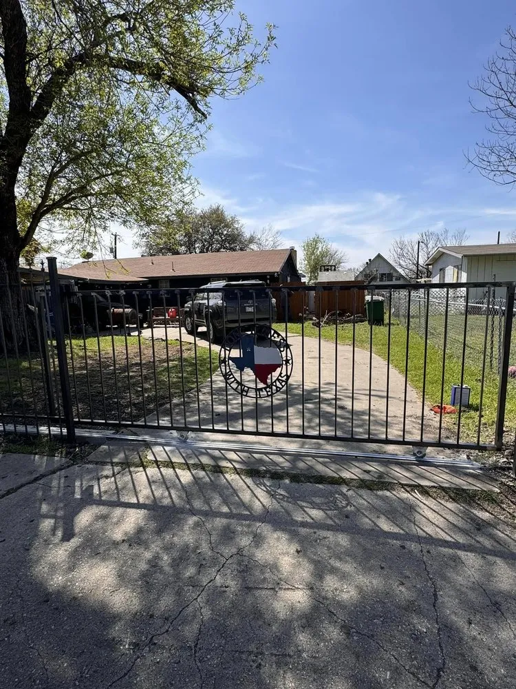 Expert yard cleanup service in San Antonio, TX - Versatile Yard Appeal