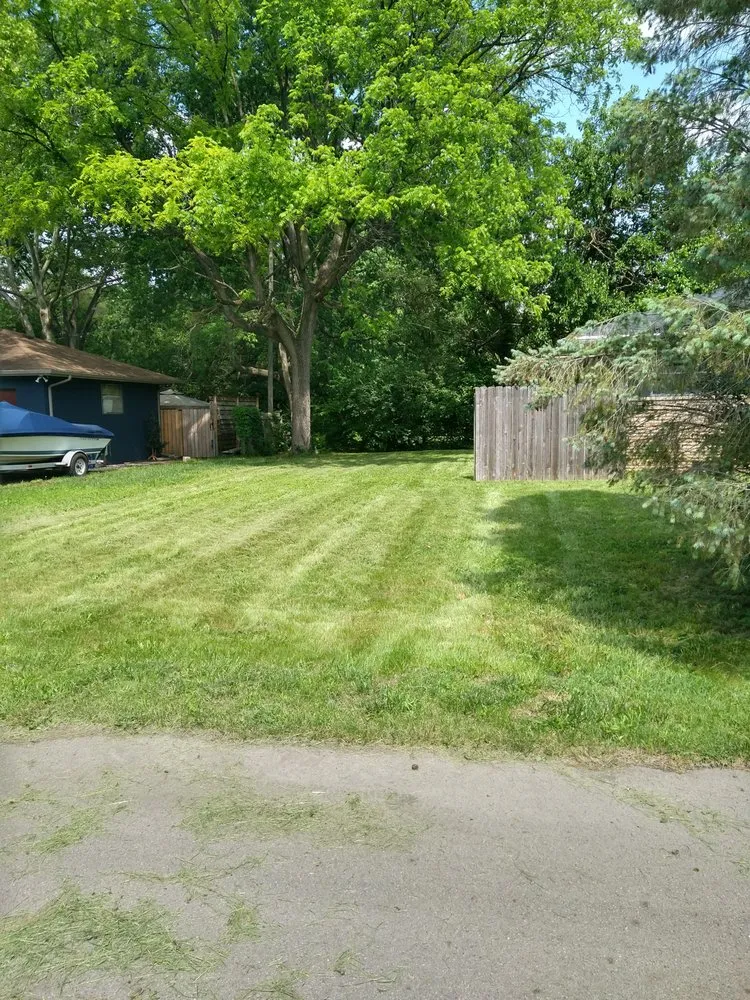 Affordable residential landscaping in Columbus, OH by Versatility