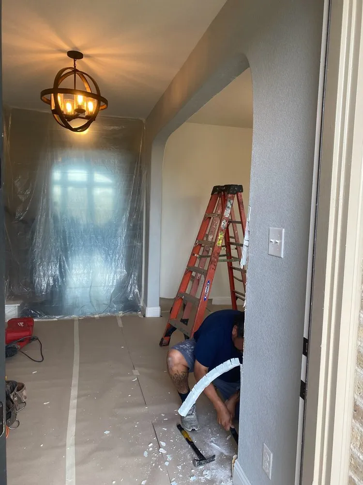 Custom lawn care service experts serving Crowley, TX - Vertical Service & Contractors