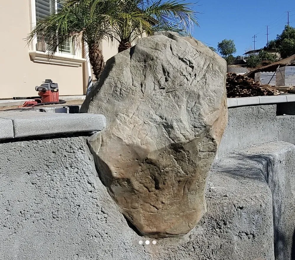 Professional garden landscaping in Riverside, CA - Vertical Styles