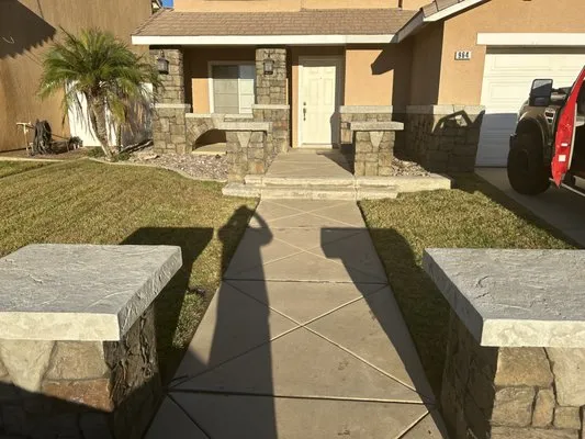 Vertical Styles Logo