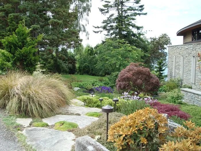 Local landscape installation for beautiful yards across Seattle, WA - Vertumni Fine Landscaping & Gardening