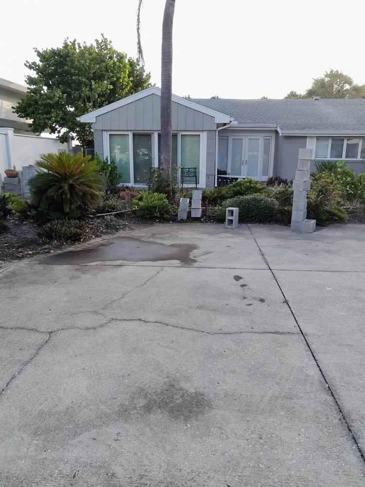 Top-rated landscape design in St. Petersburg, FL - Veryvividglaze Landscaping