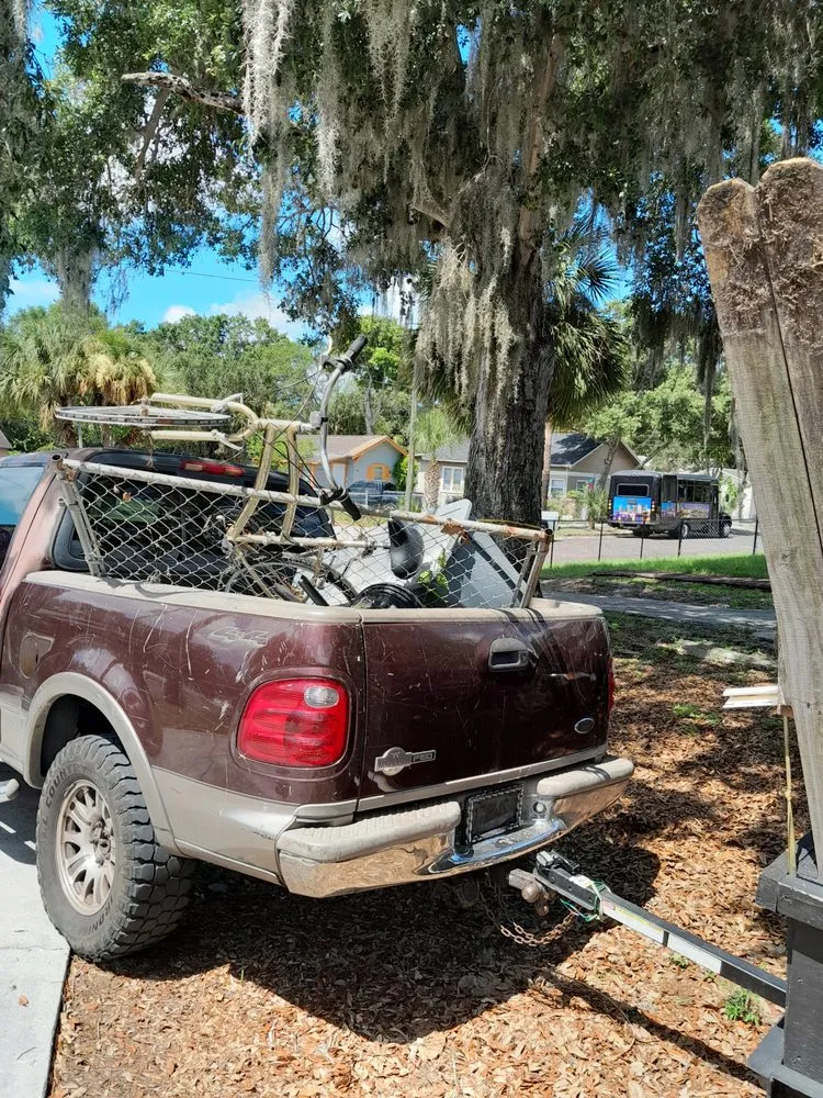 Affordable yard maintenance experts serving St. Petersburg, FL - Veryvividglaze Landscaping