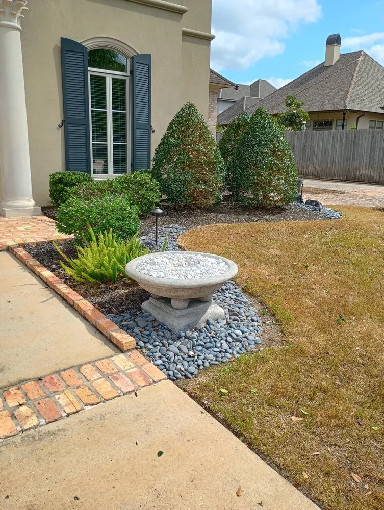 Professional yard cleanup service in Saint Francisville, LA - Vessels Lawn Service and Landscaping