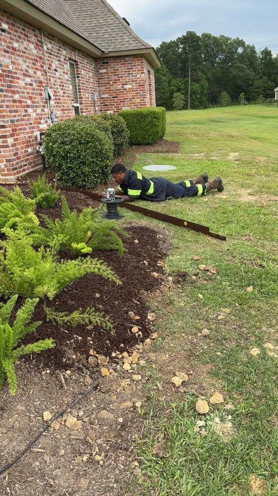 Custom lawn care service for year-round maintenance in Saint Francisville, LA by Vessels Lawn Service and Landscaping