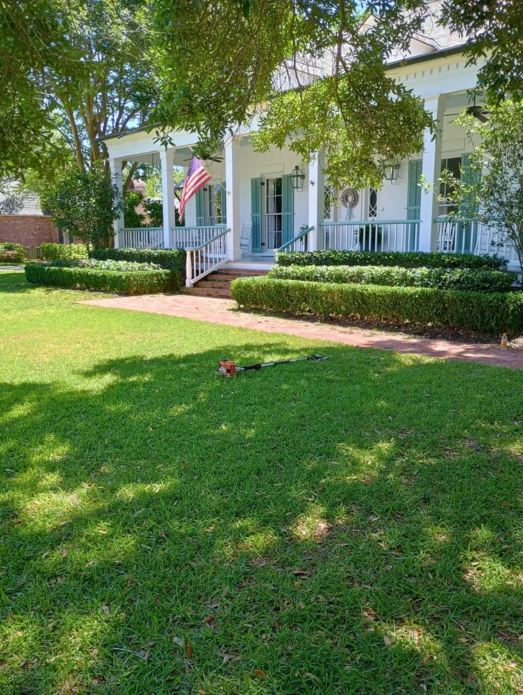Professional residential landscaping for residential properties in Saint Francisville, LA by Vessels Lawn Service and Landscaping
