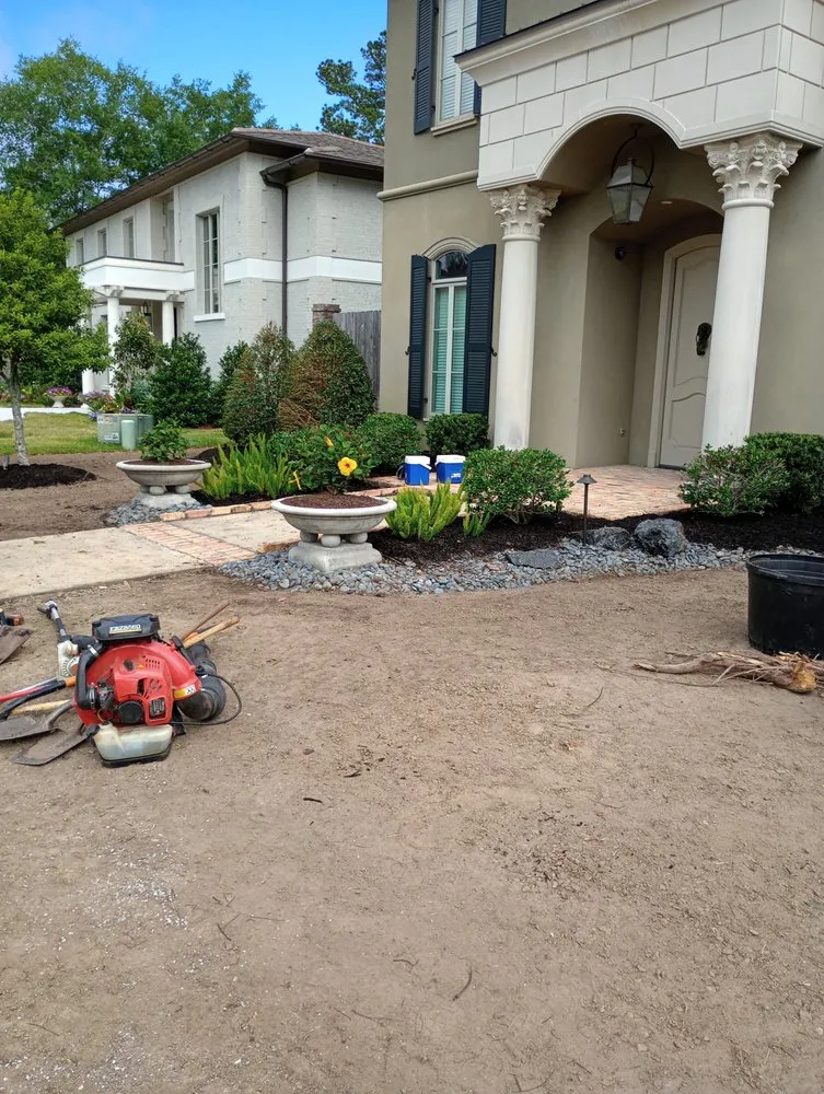 Custom landscape design experts serving Saint Francisville, LA - Vessels Lawn Service and Landscaping