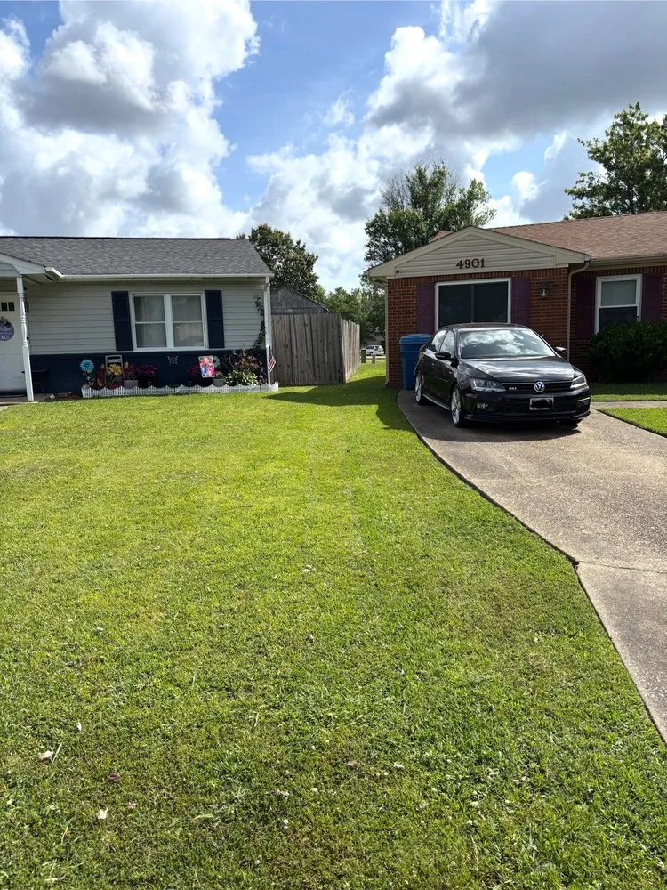 Custom yard cleanup service for beautiful yards across Virginia Beach, VA - Vet 214 Cuts