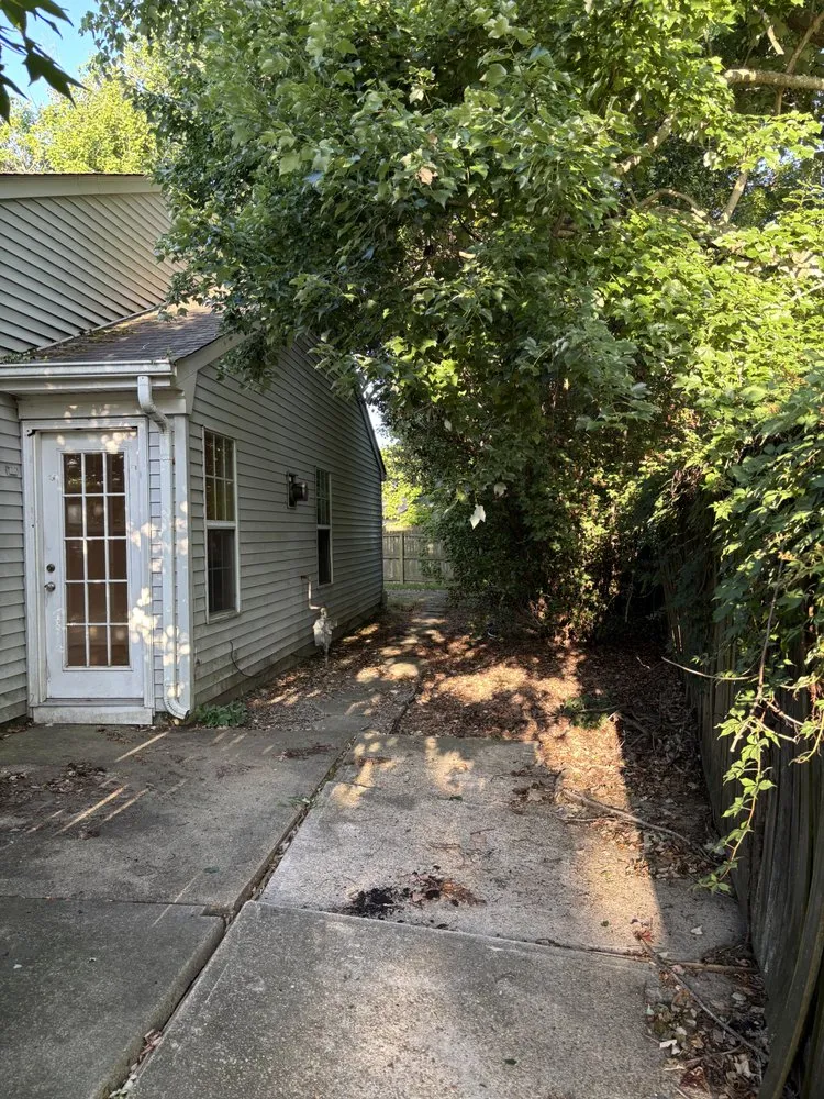 Expert lawn care service for outdoor upgrades in Virginia Beach, VA by Vet 214 Cuts