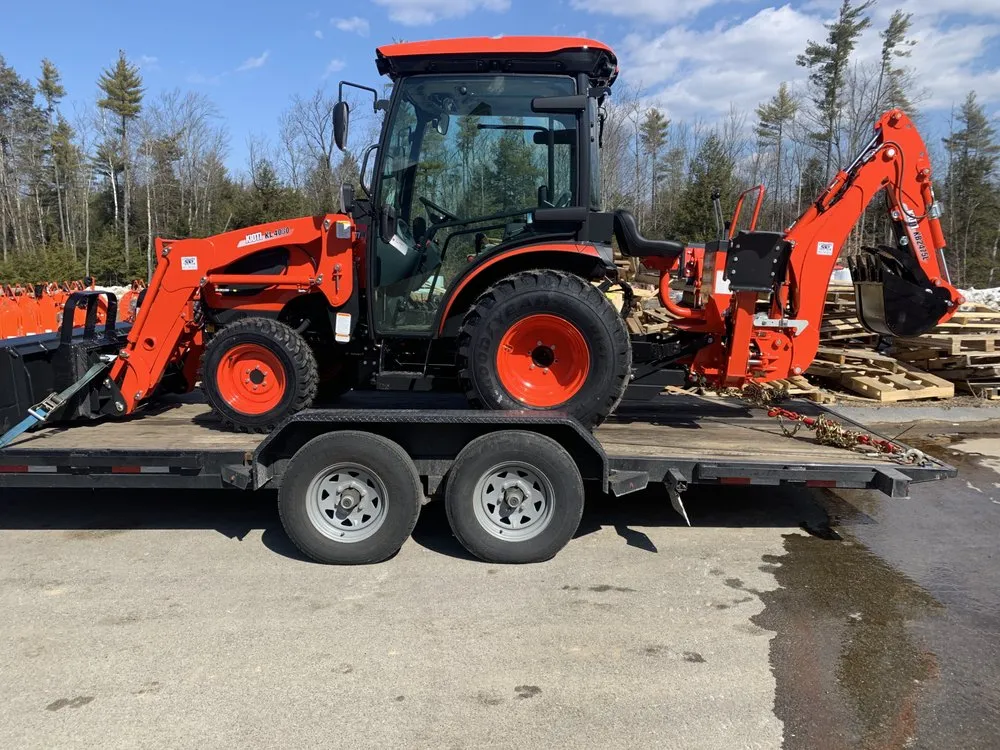 Expert lawn mowing service experts serving Fitchburg, MA - Veteran Compact Tractor Service