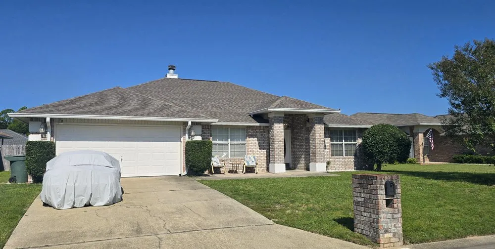 Professional lawn mowing service near you in Pensacola, FL by Veteran Greens