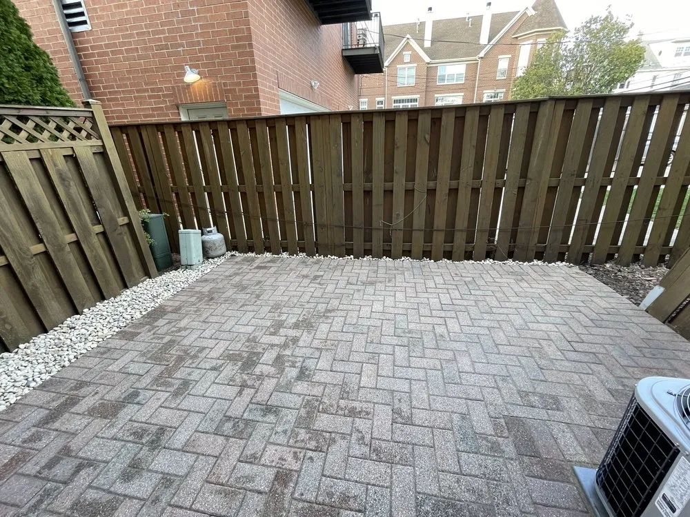 Professional residential landscaping experts serving Chicago, IL - Veteran Landscapes