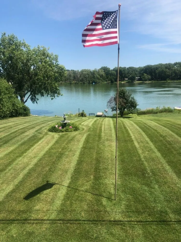 Local yard maintenance experts serving Ham Lake, MN - Veteran Lawn Service