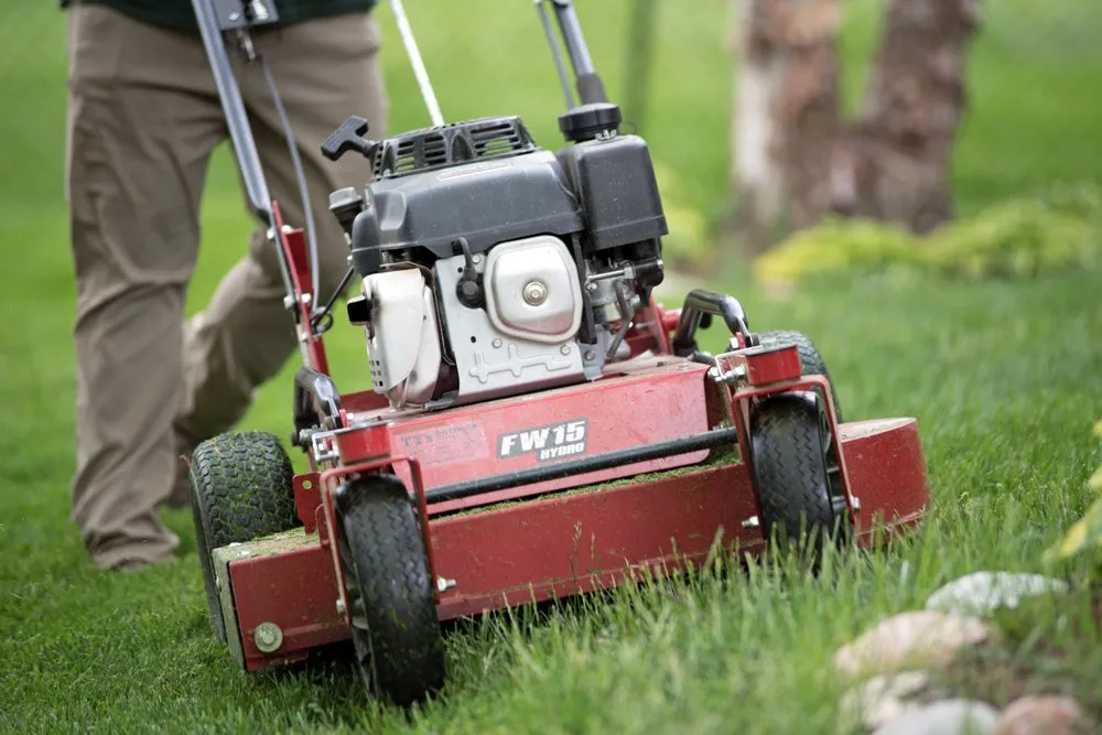 Professional garden landscaping in Council Bluffs, IA by Veteran Lawn Services