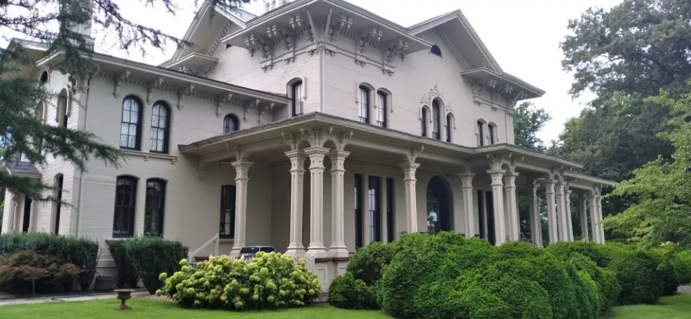 Expert landscape design in Lake of the Woods, VA by Veteran lawncare