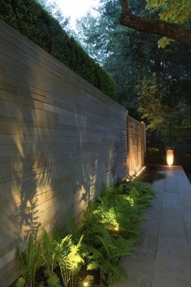 Affordable yard maintenance in Dallas, TX by Veterans Landscaping