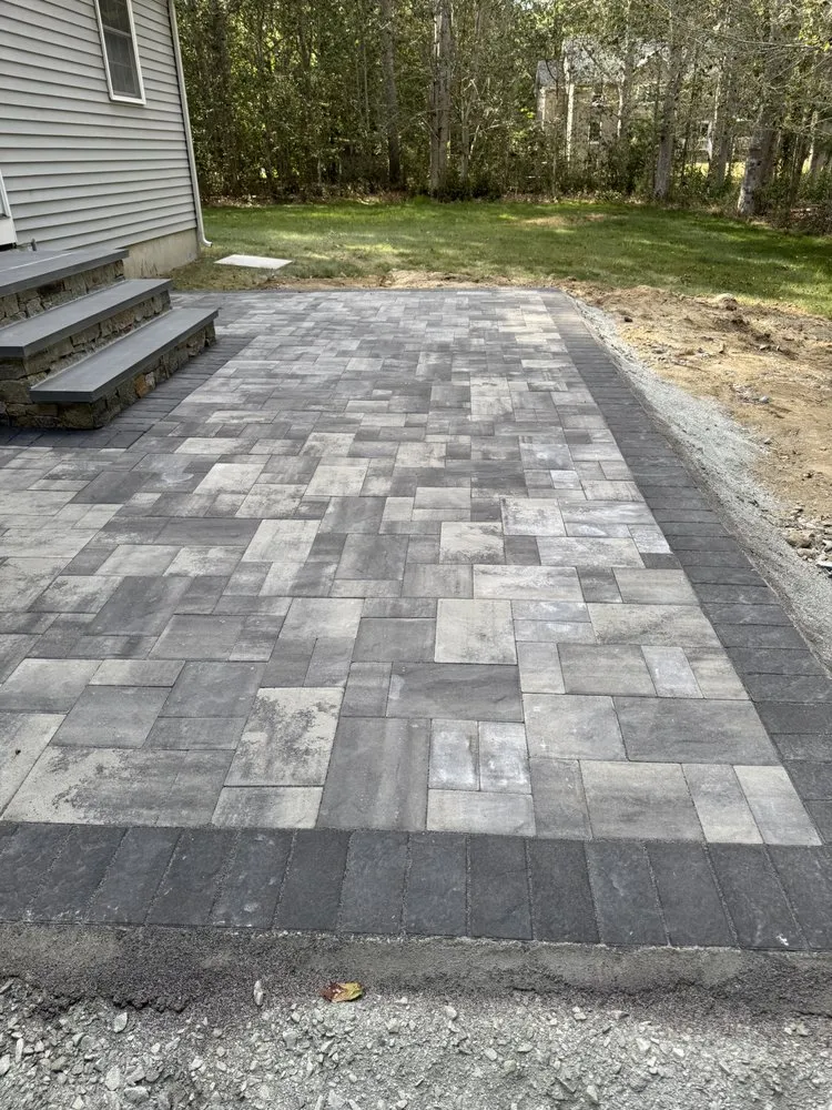 Top-rated yard maintenance in North Kingstown, RI - Vetscape and Property Maintenance