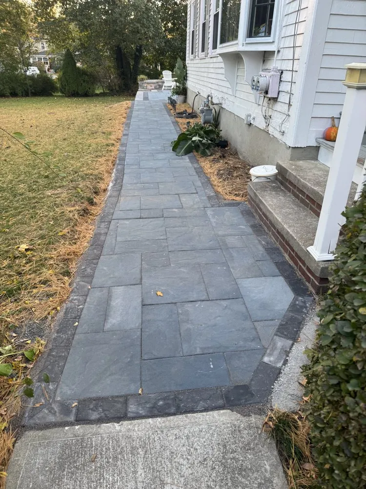 Top-rated garden landscaping in North Kingstown, RI by Vetscape and Property Maintenance