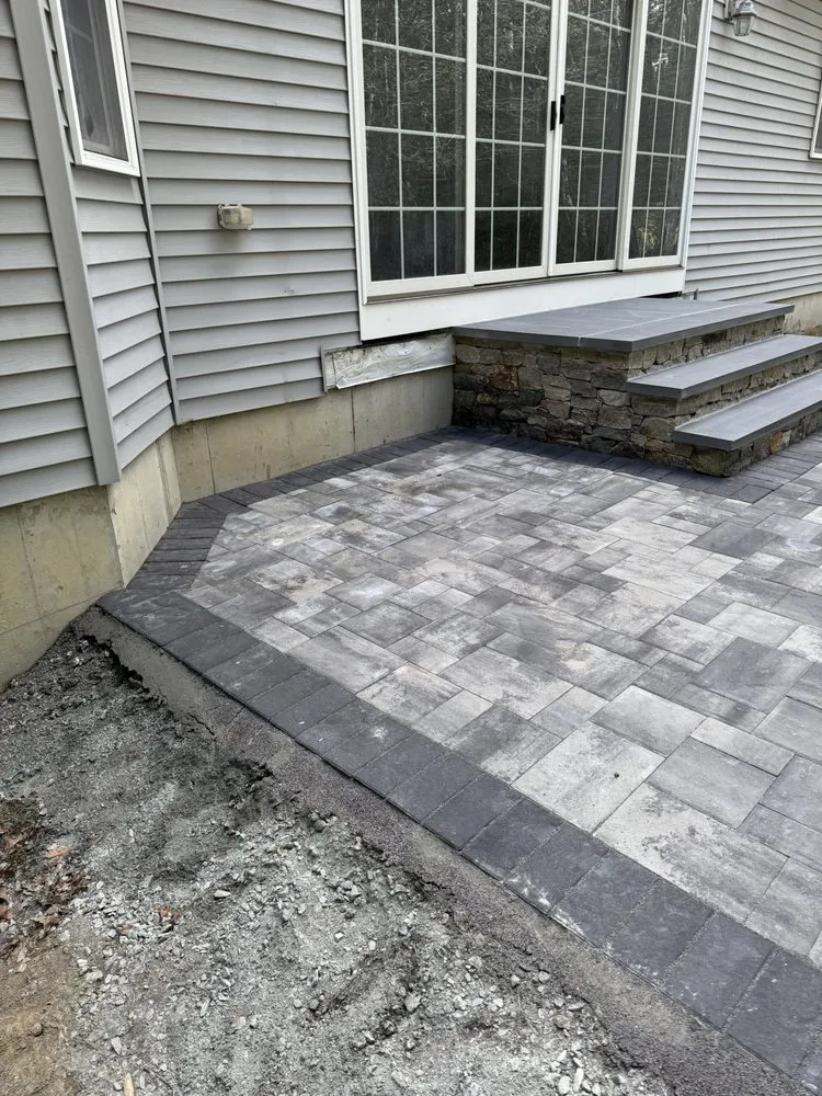 Custom residential landscaping in North Kingstown, RI - Vetscape and Property Maintenance