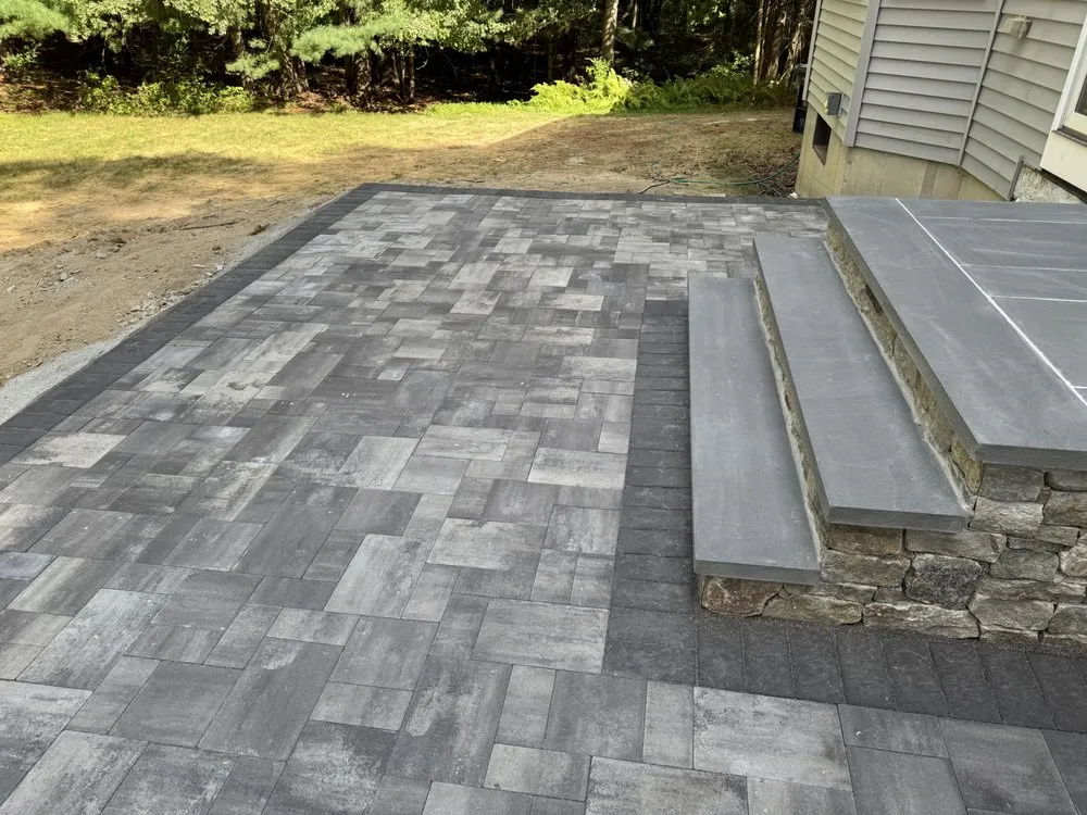 Expert yard cleanup service for beautiful yards in North Kingstown, RI by Vetscape and Property Maintenance