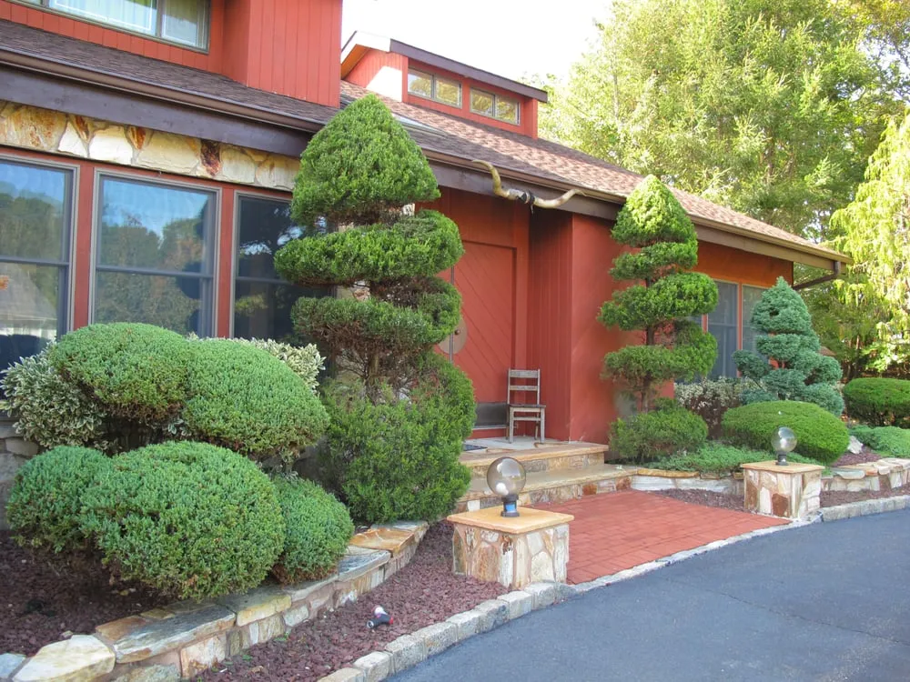 Reliable outdoor landscaping in Holtsville, NY - VF Landscaping & Contracting