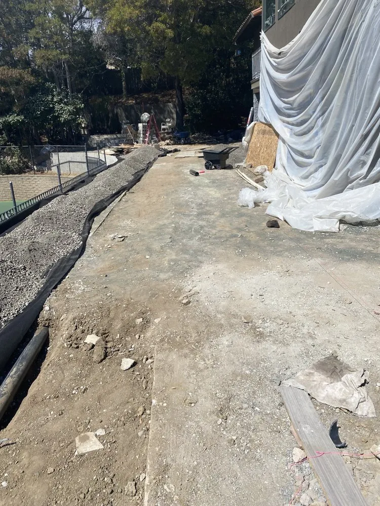 Reliable yard maintenance in San Jose, CA by VG concrete