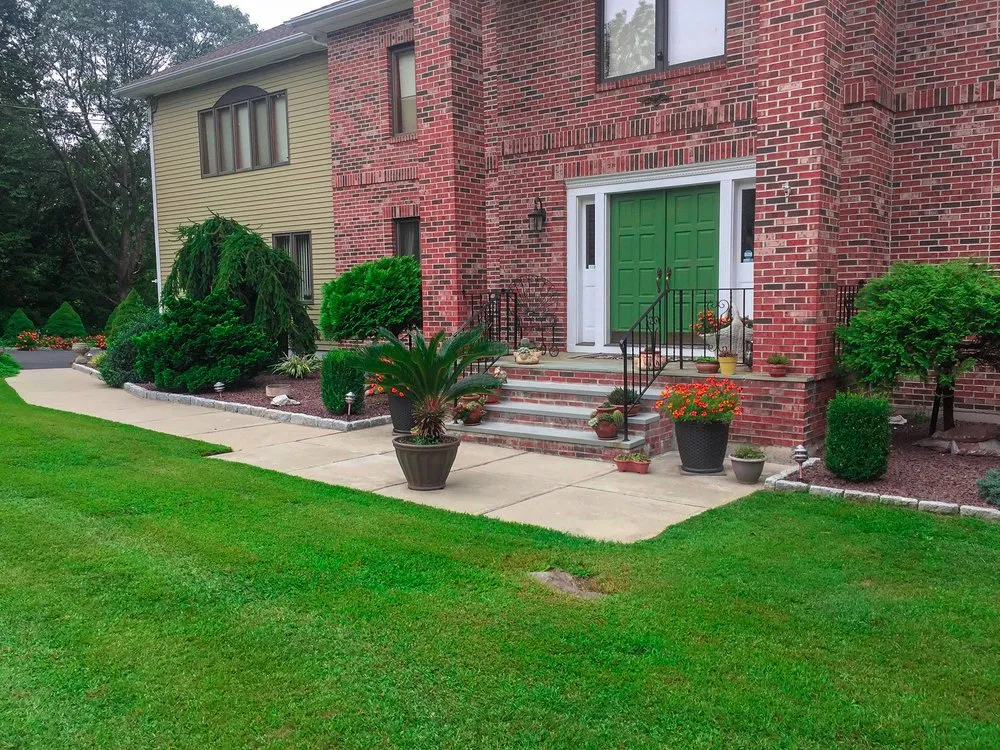 Top-rated outdoor landscaping in Danbury, CT - V&G Outdoor Solutions