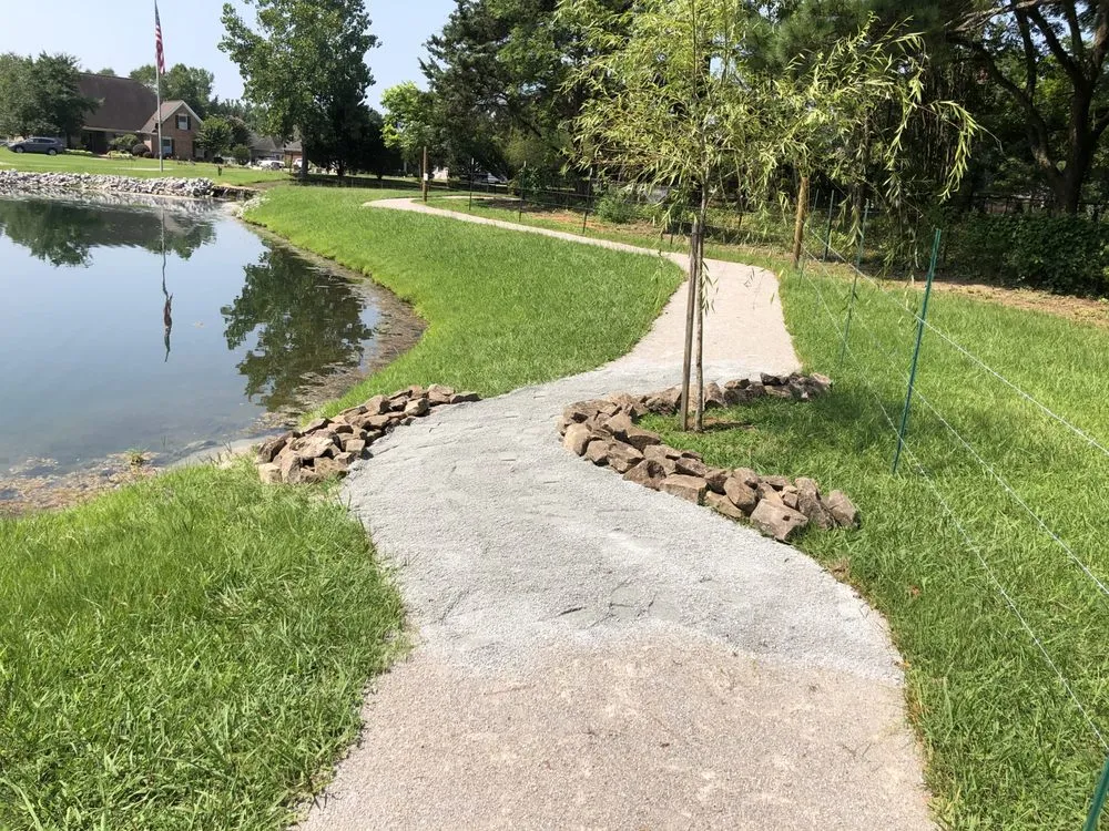 Top-rated yard cleanup service experts serving Decatur, AL - V&H Tree Service & Hernandez Landscaping