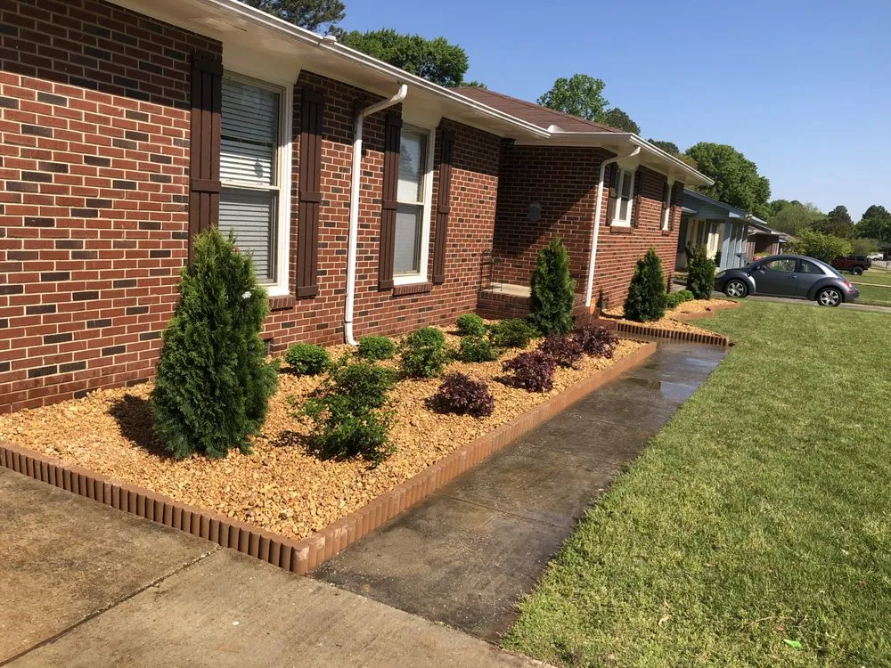 Affordable outdoor landscaping experts serving Decatur, AL - V&H Tree Service & Hernandez Landscaping