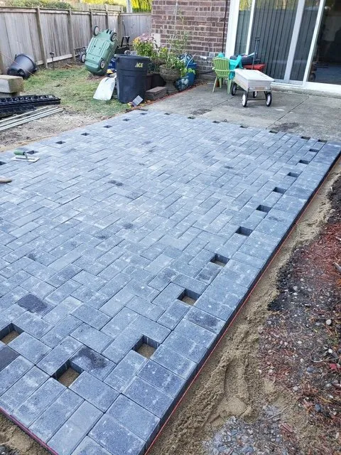 Top-rated yard cleanup service experts serving Wheeling, IL - VHP Tree Service & Landscaping