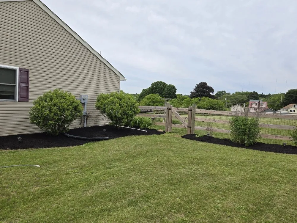 Local outdoor landscaping experts serving Pottsville, PA - Vic Alvins Lawncare & Landscape Service