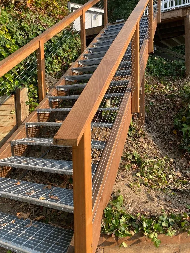 Top-rated yard maintenance in Belfair, WA by Vicente Landscapes