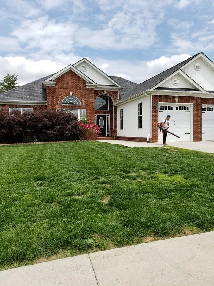 Affordable residential landscaping in Chattanooga, TN by Vicente Landscaping